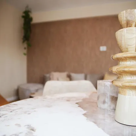 Le 118 Guillemins, Avec Parking * リエージュ