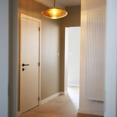 Le 118 Guillemins, Avec Parking 리에주