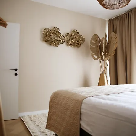 Le 118 Guillemins, Avec Parking * 리에주